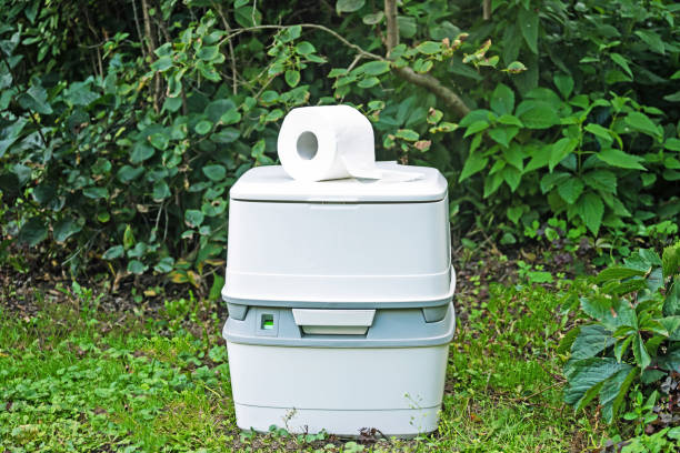 Best High-end porta potty rental  in Holstein, IA